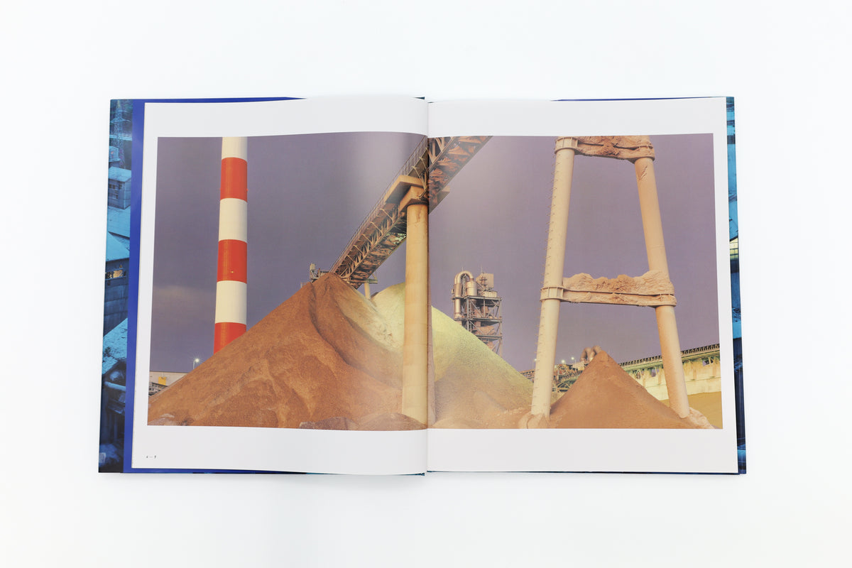 新版 LIME WORKS 《畠山直哉さんサイン本》 – 青幻舎オンラインショップ